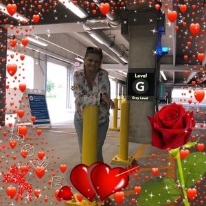 Meet your Posher, Peggy